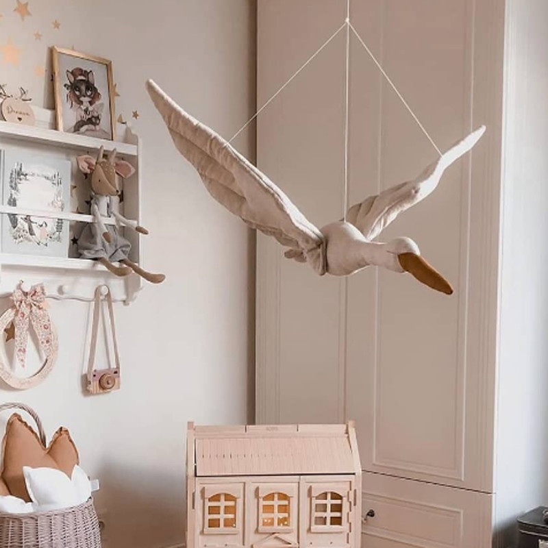 Baby Nursery Modern - 新しい女の赤ちゃんの部屋の装飾、創造的な壁掛けスワンぬいぐるみ、布製寝室保育園の部屋の装飾、吊り下げ式の癒しの枕